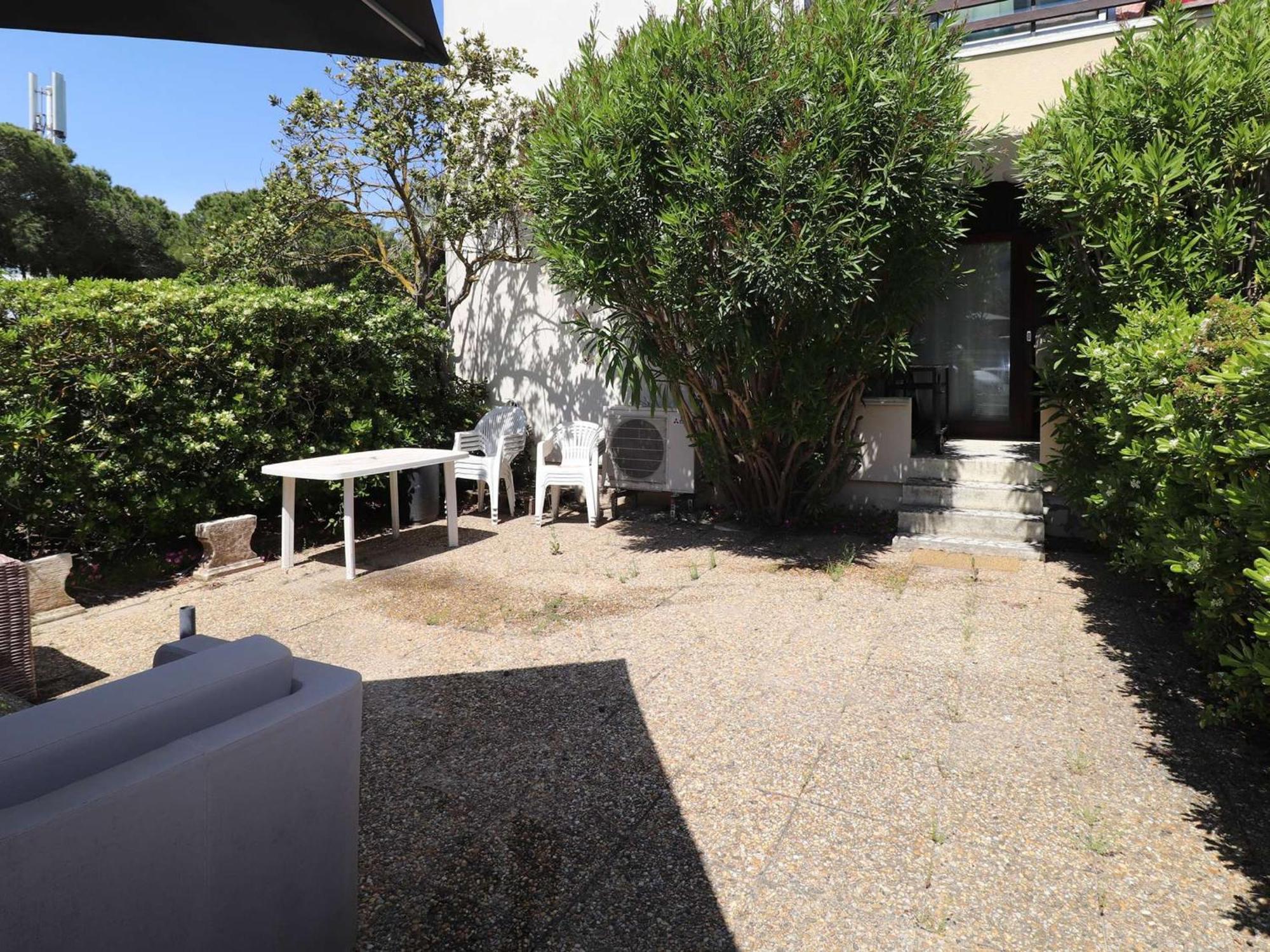 3 Pieces Climatise Avec Terrasse, Parking Prive, A 100M De La Plage, 7 Couchages - Fr-1-307-148 Le Grau-du-Roi Exterior photo